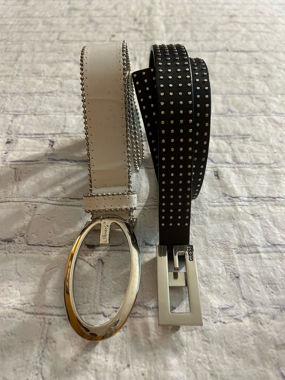 GUESS (2) DIFFERENT STYLES WOMEN’S BELT BLACK STUDDED LEATHER WHITE VEGAN SIZE M
